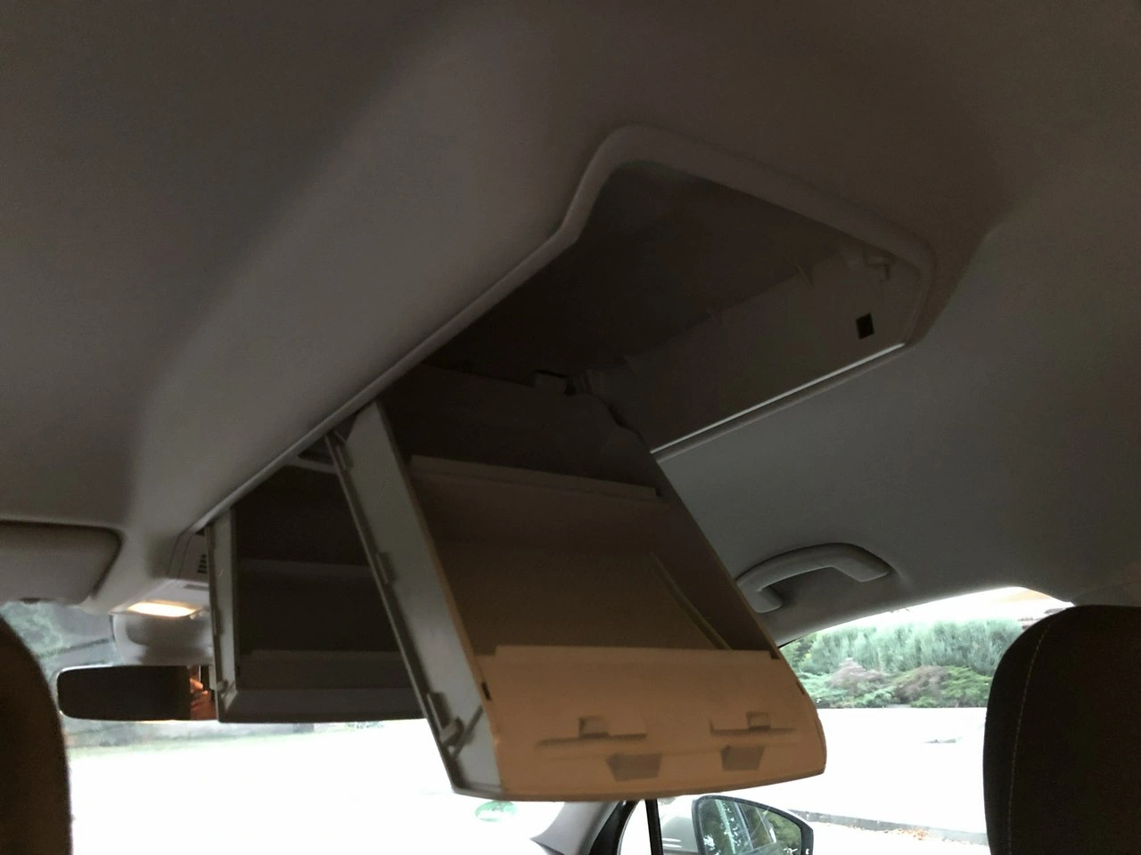 Volkswagen Tiguan Allspace - Zdjęcie 41