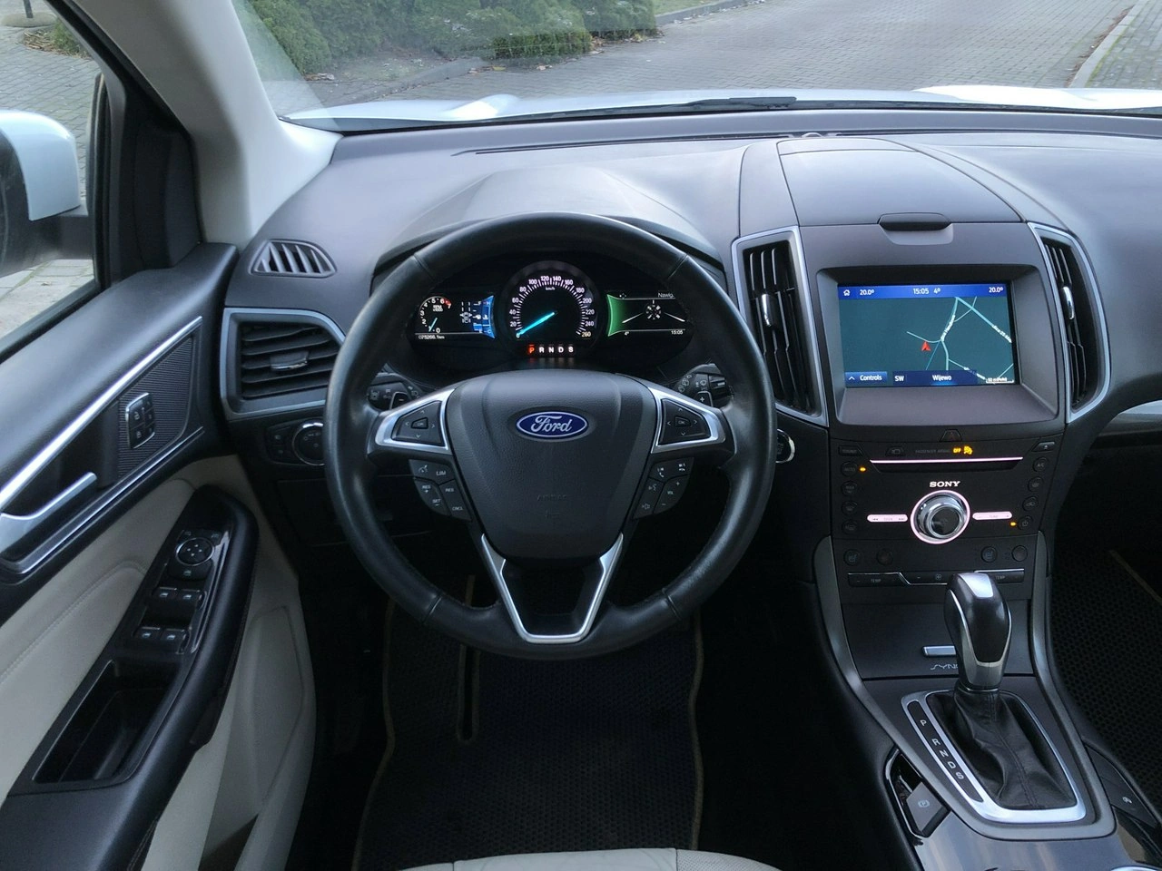 Ford Edge - Zdjęcie 16