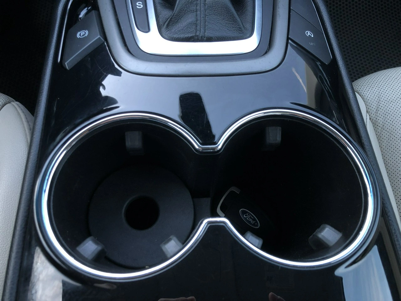 Ford Edge - Zdjęcie 39