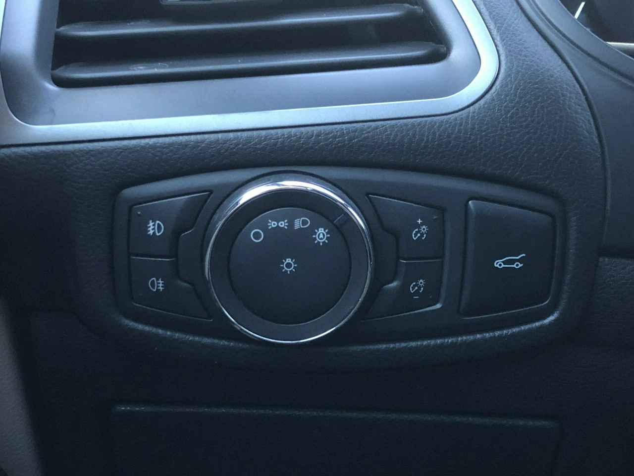 Ford Edge - Zdjęcie 42