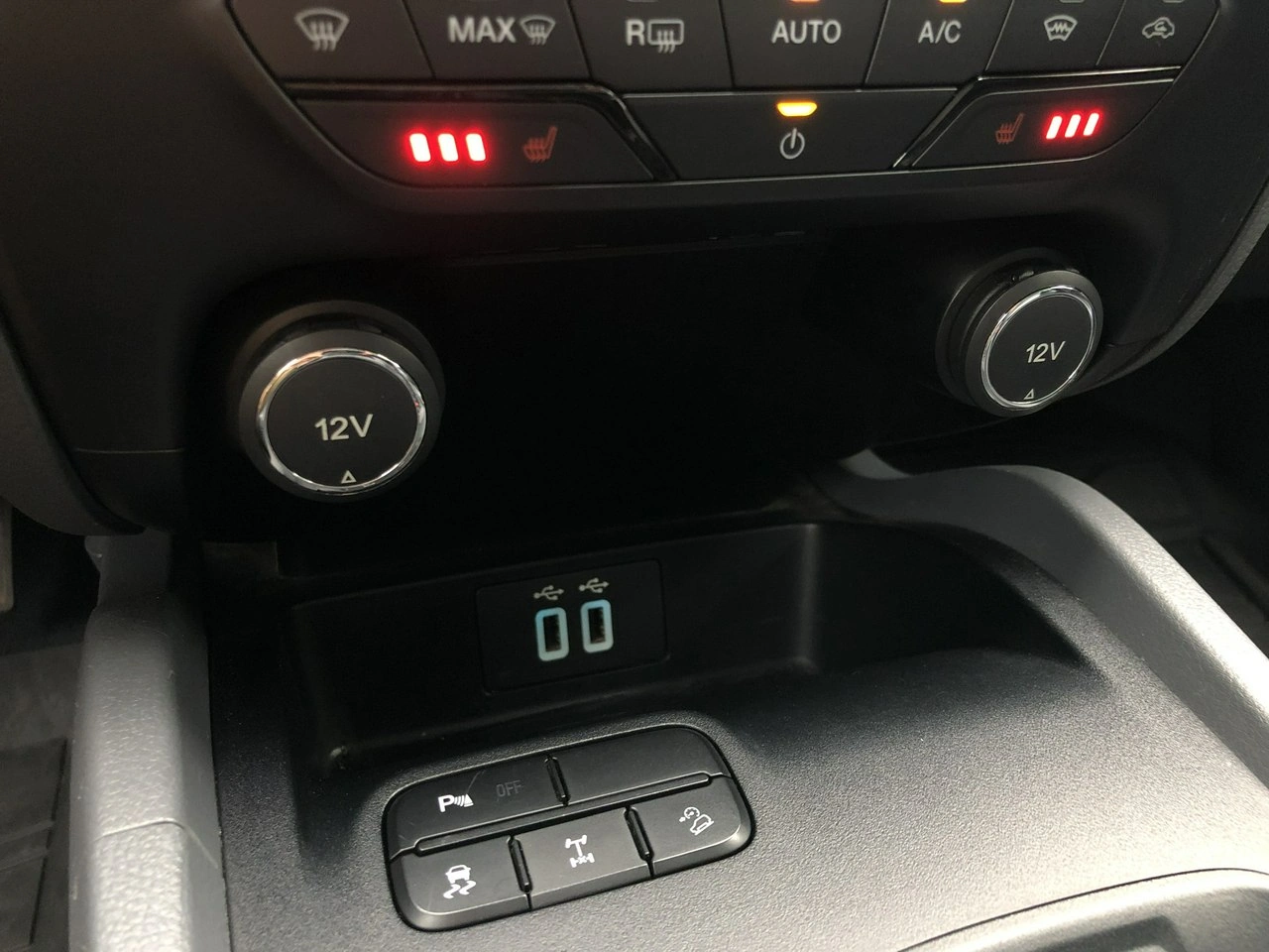 Ford Ranger - Zdjęcie 24