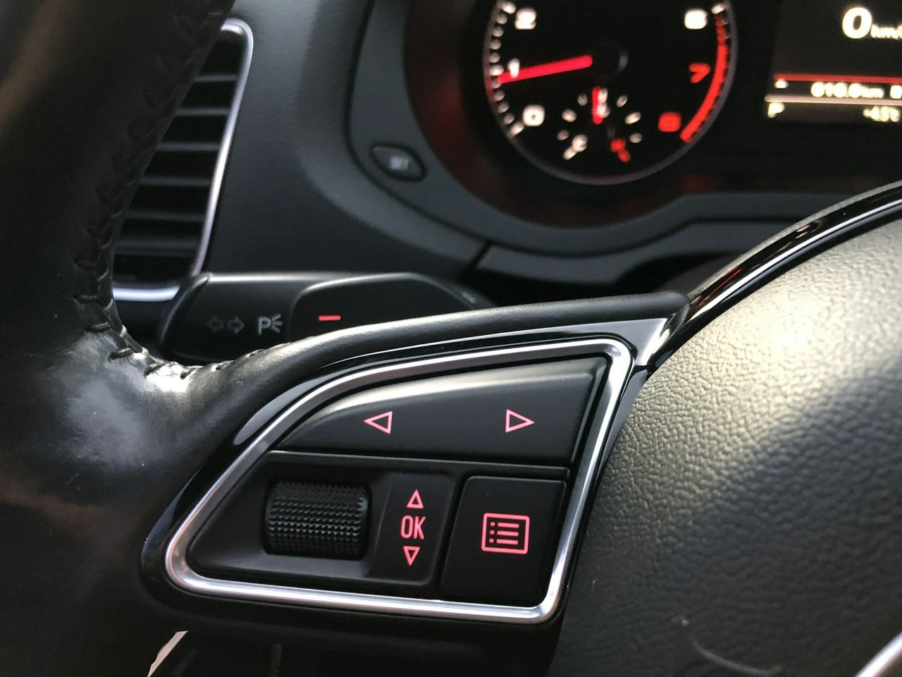 Audi Q3 - Zdjęcie 34