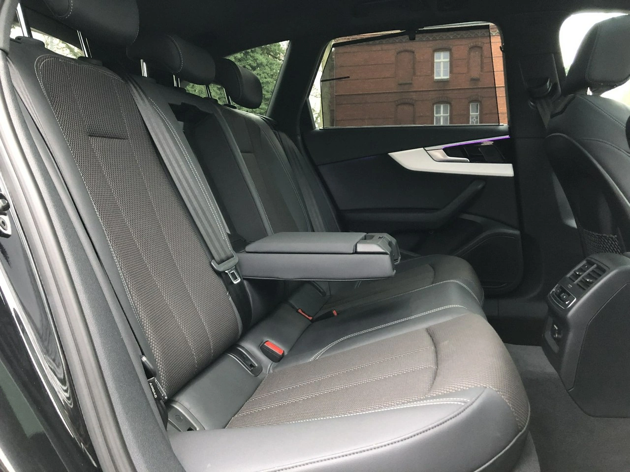 Audi A4 - Zdjęcie 11