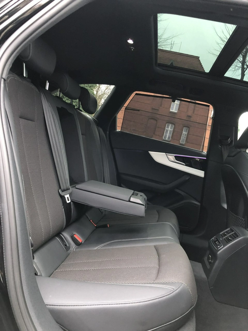 Audi A4 - Zdjęcie 12