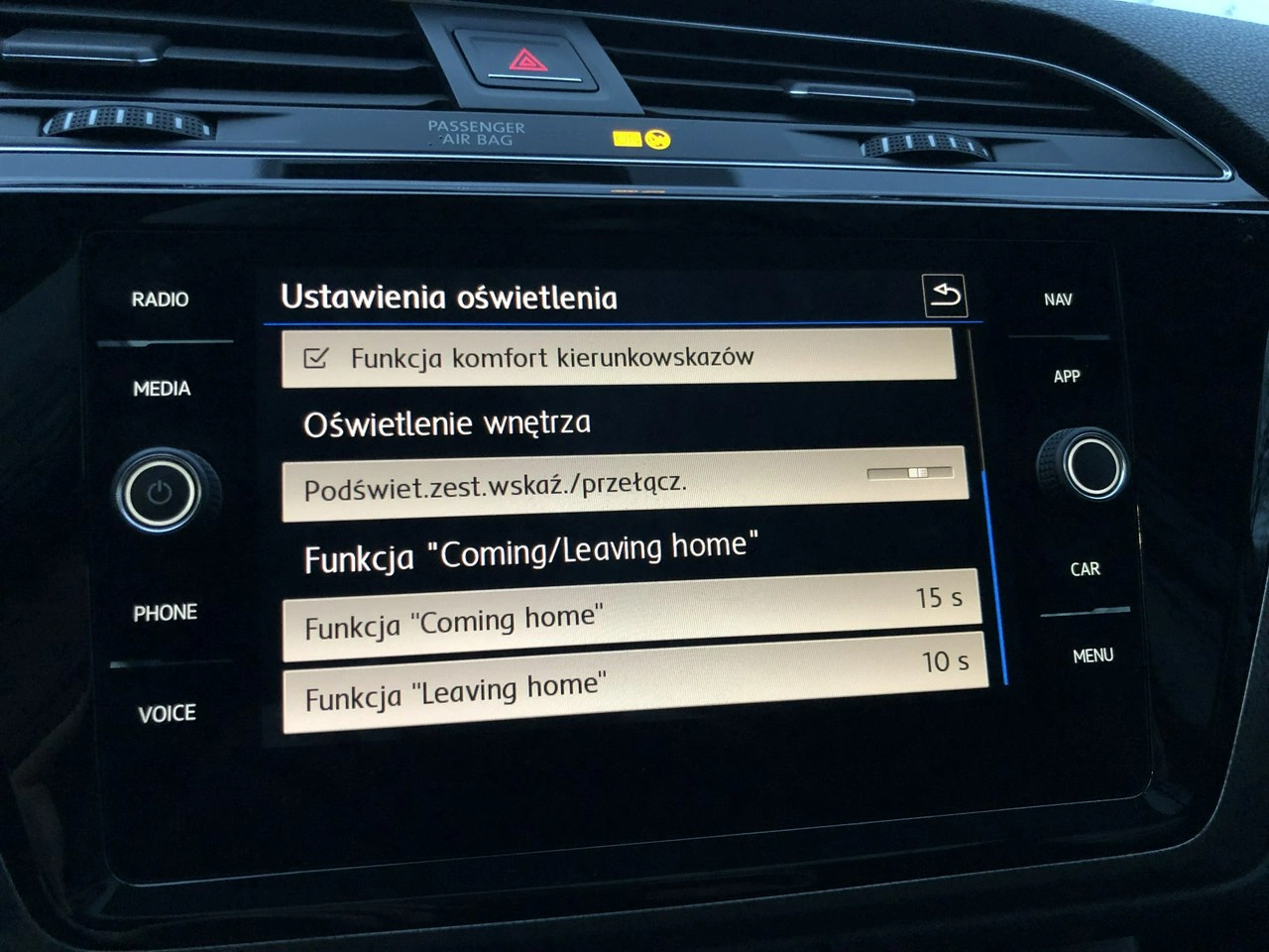 Volkswagen Touran - Zdjęcie 20