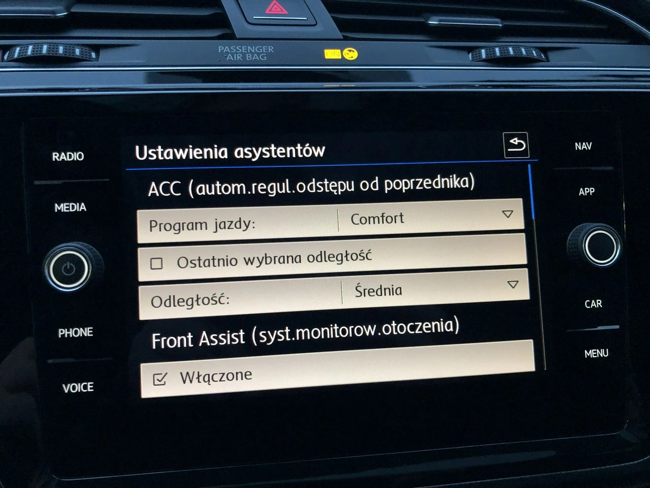 Volkswagen Touran - Zdjęcie 21