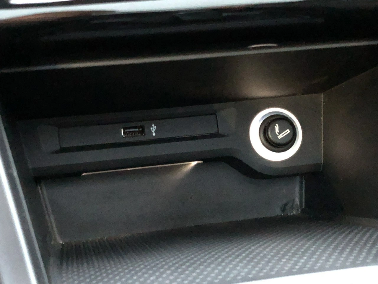 Volkswagen Touran - Zdjęcie 30