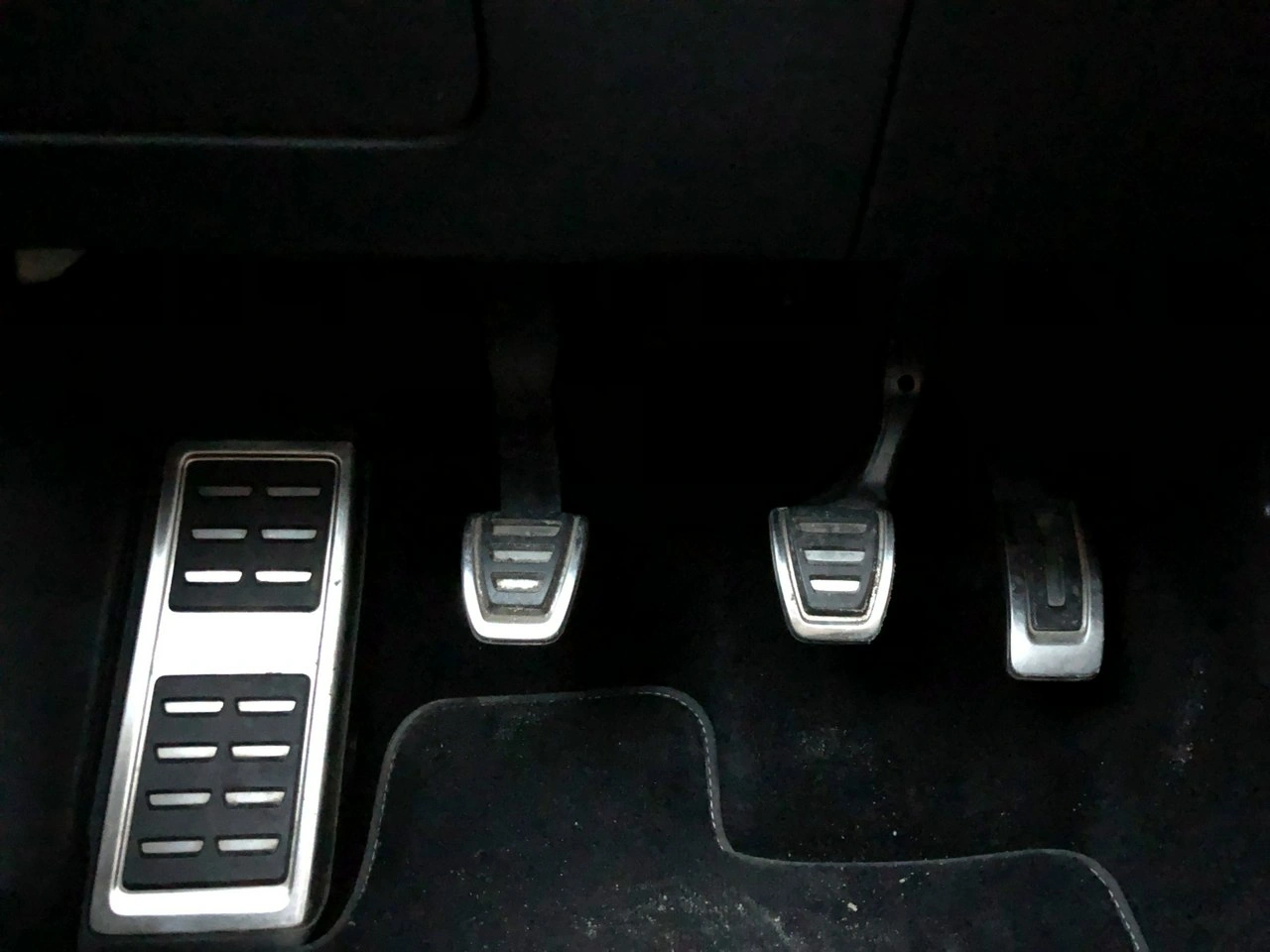 Volkswagen Touran - Zdjęcie 39