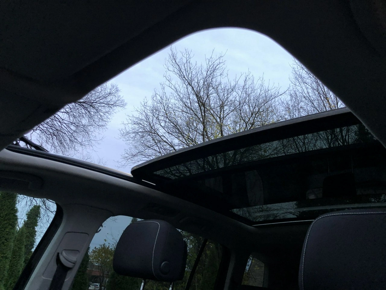 Volkswagen Touran - Zdjęcie 44