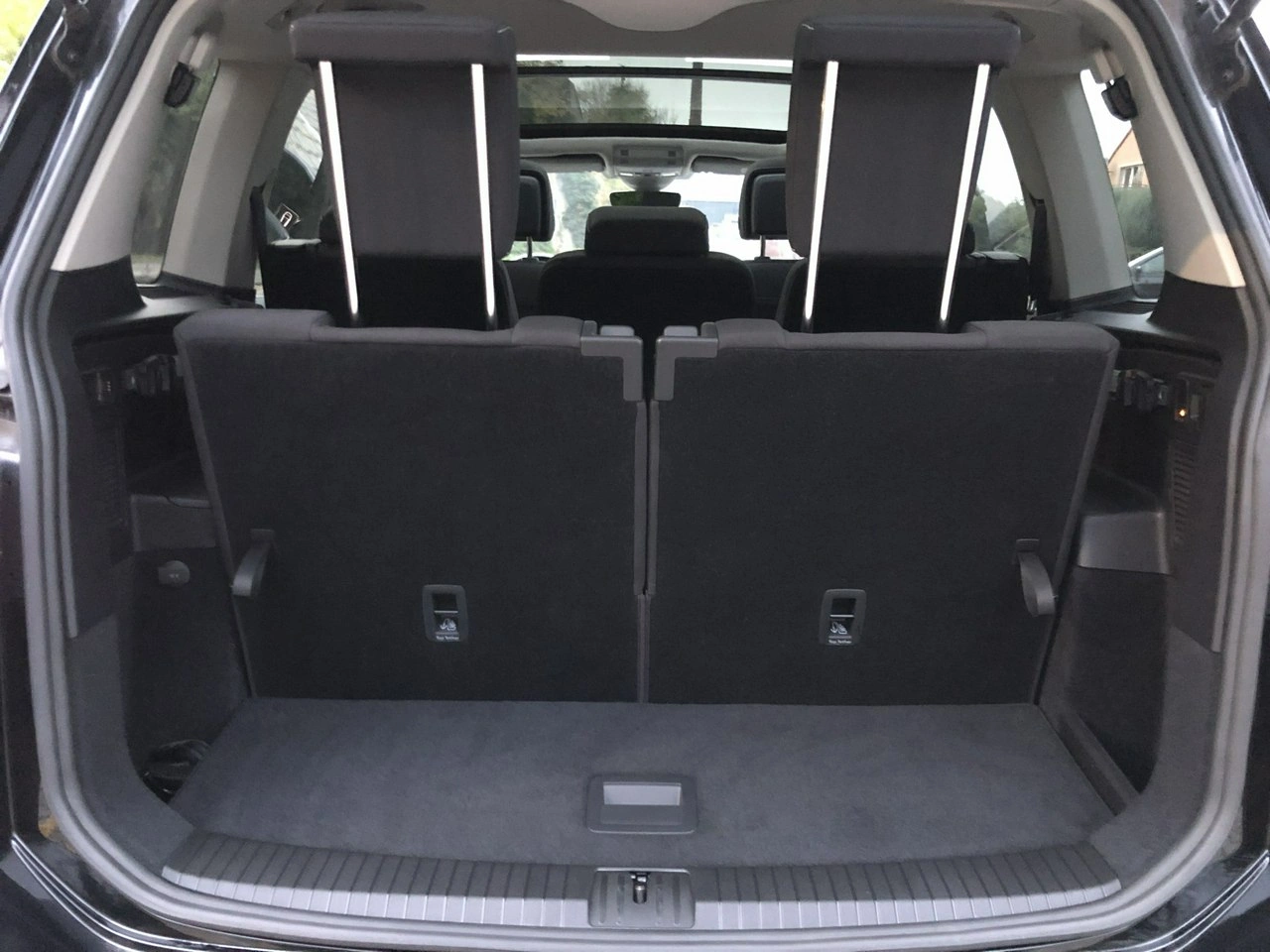 Volkswagen Touran - Zdjęcie 48