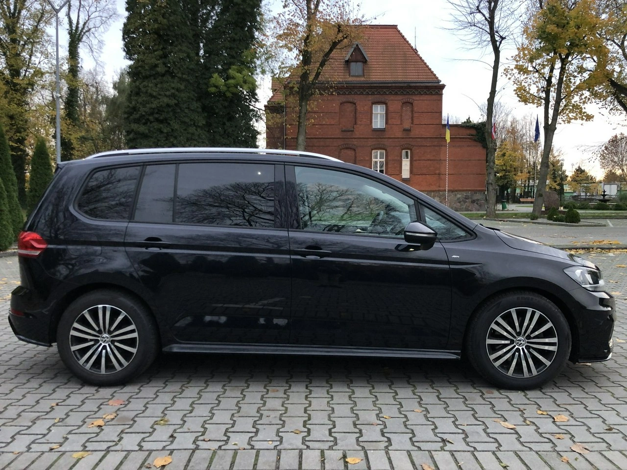 Volkswagen Touran - Zdjęcie 4