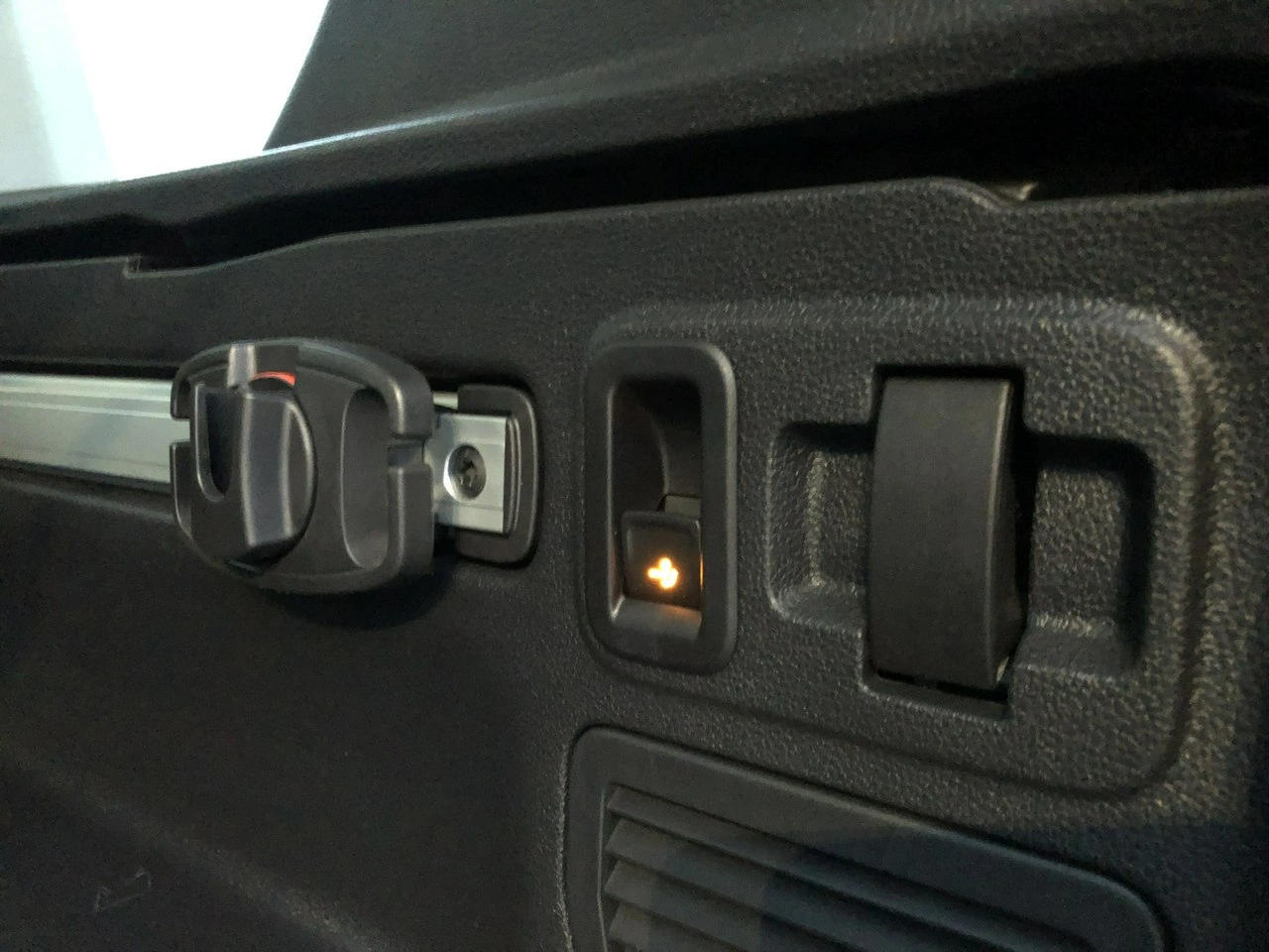 Volkswagen Touran - Zdjęcie 51