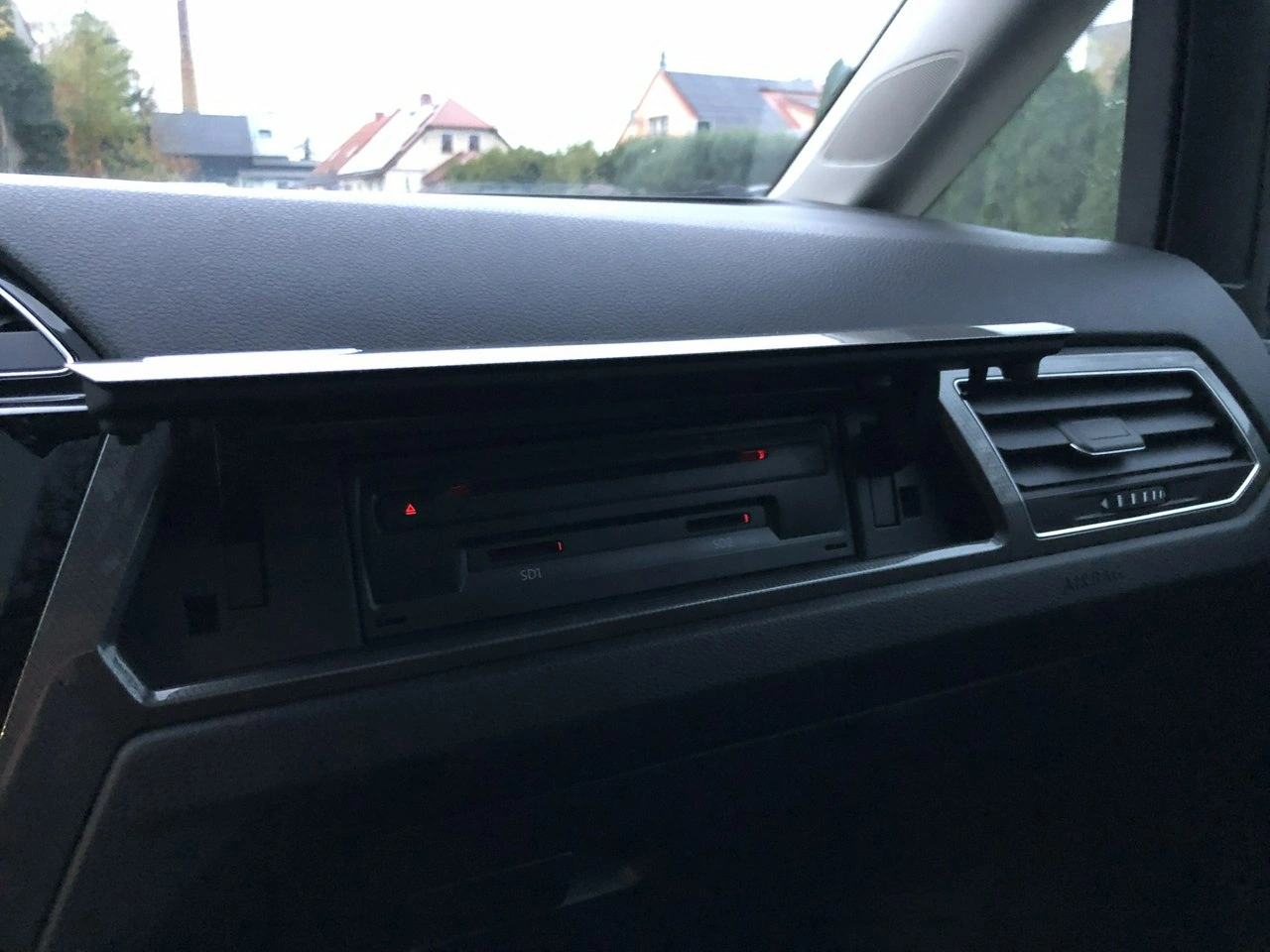 Volkswagen Touran - Zdjęcie 55