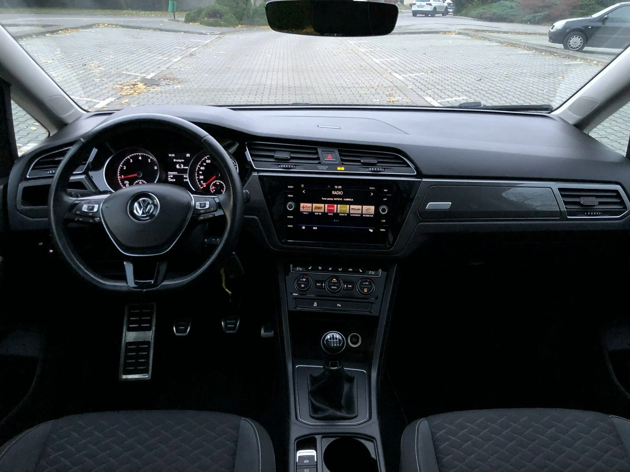 Volkswagen Touran - Zdjęcie 6