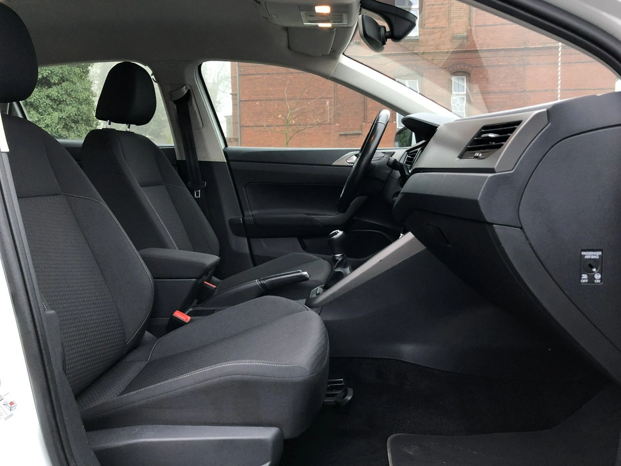 Volkswagen Polo - Zdjęcie 9