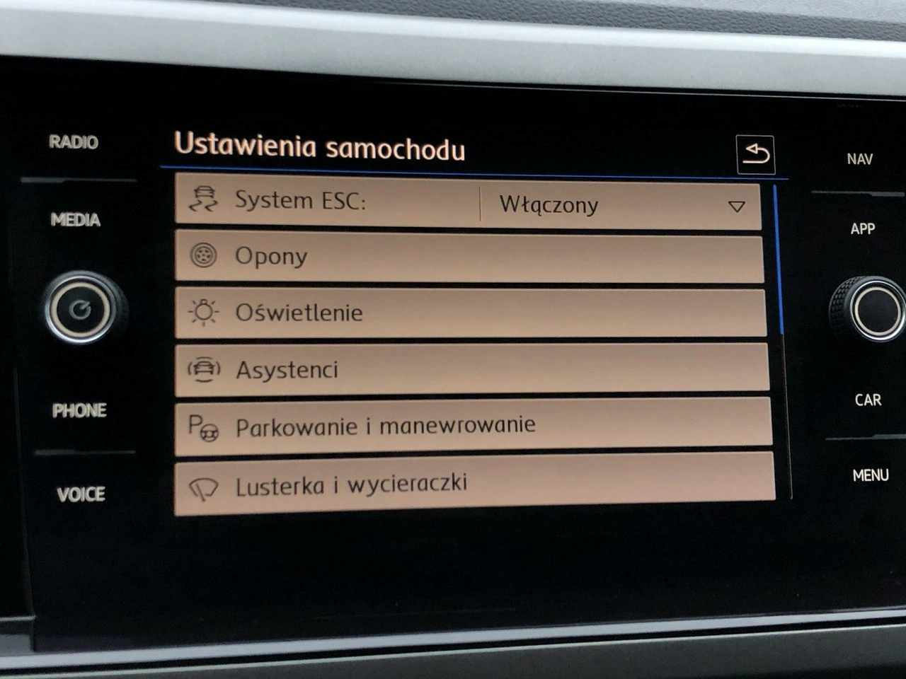 Volkswagen Polo - Zdjęcie 23