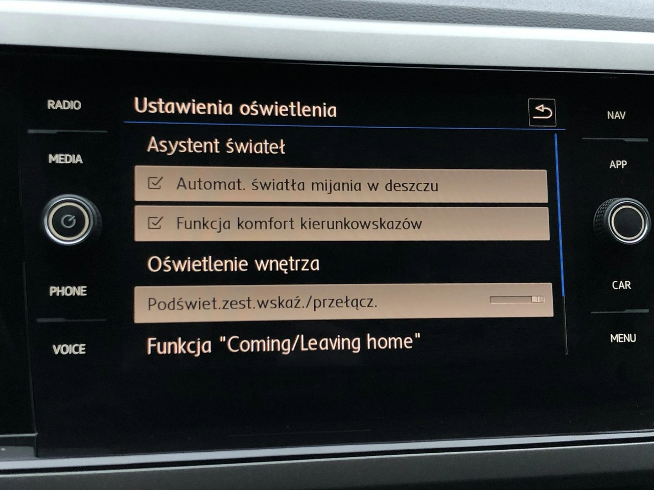 Volkswagen Polo - Zdjęcie 24