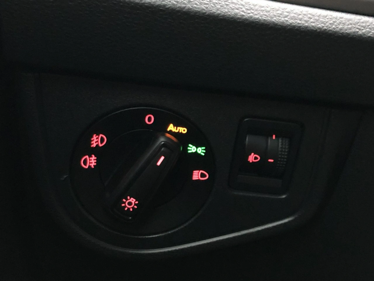 Volkswagen Polo - Zdjęcie 38