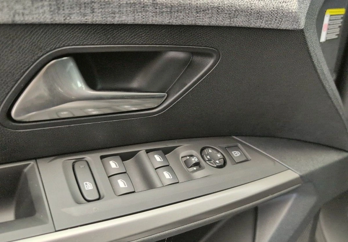 Peugeot 3008 - Zdjęcie 15