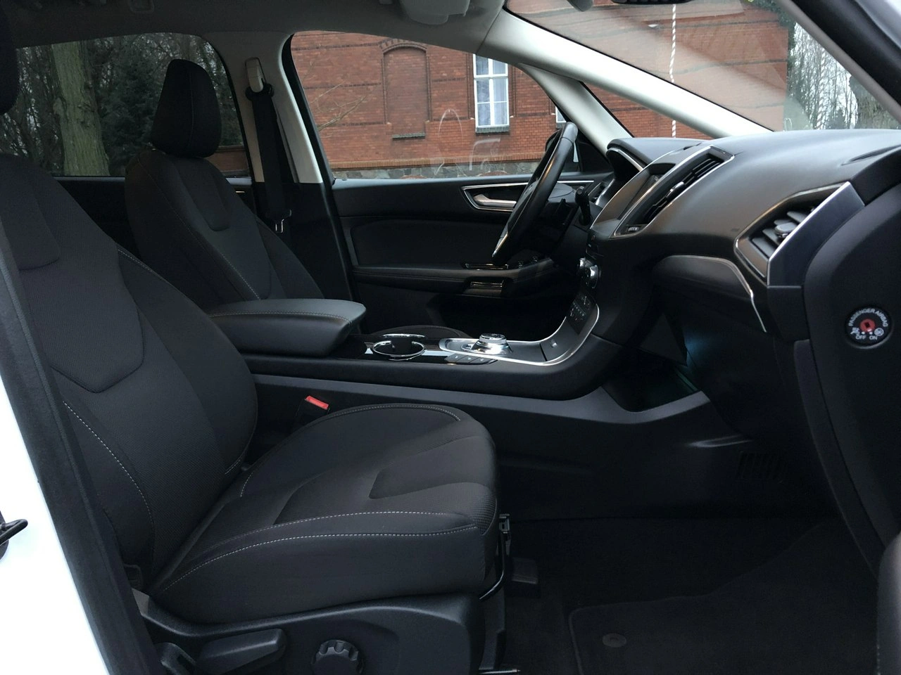 Ford S-Max - Zdjęcie 9