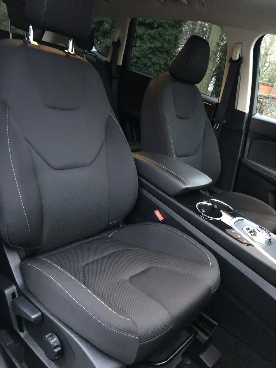 Ford S-Max - Zdjęcie 10