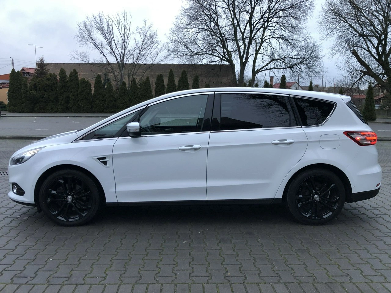 Ford S-Max - Zdjęcie 1