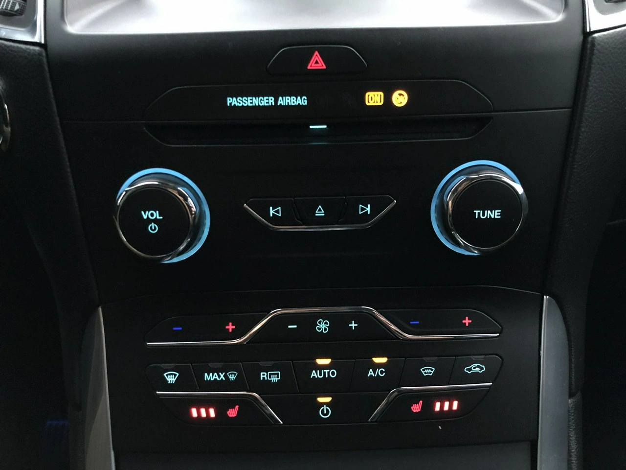 Ford S-Max - Zdjęcie 38