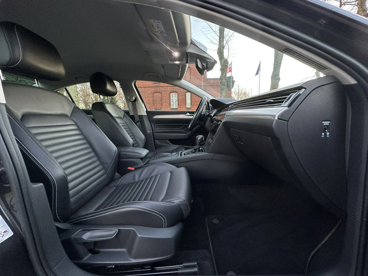 Volkswagen Passat - Zdjęcie 9