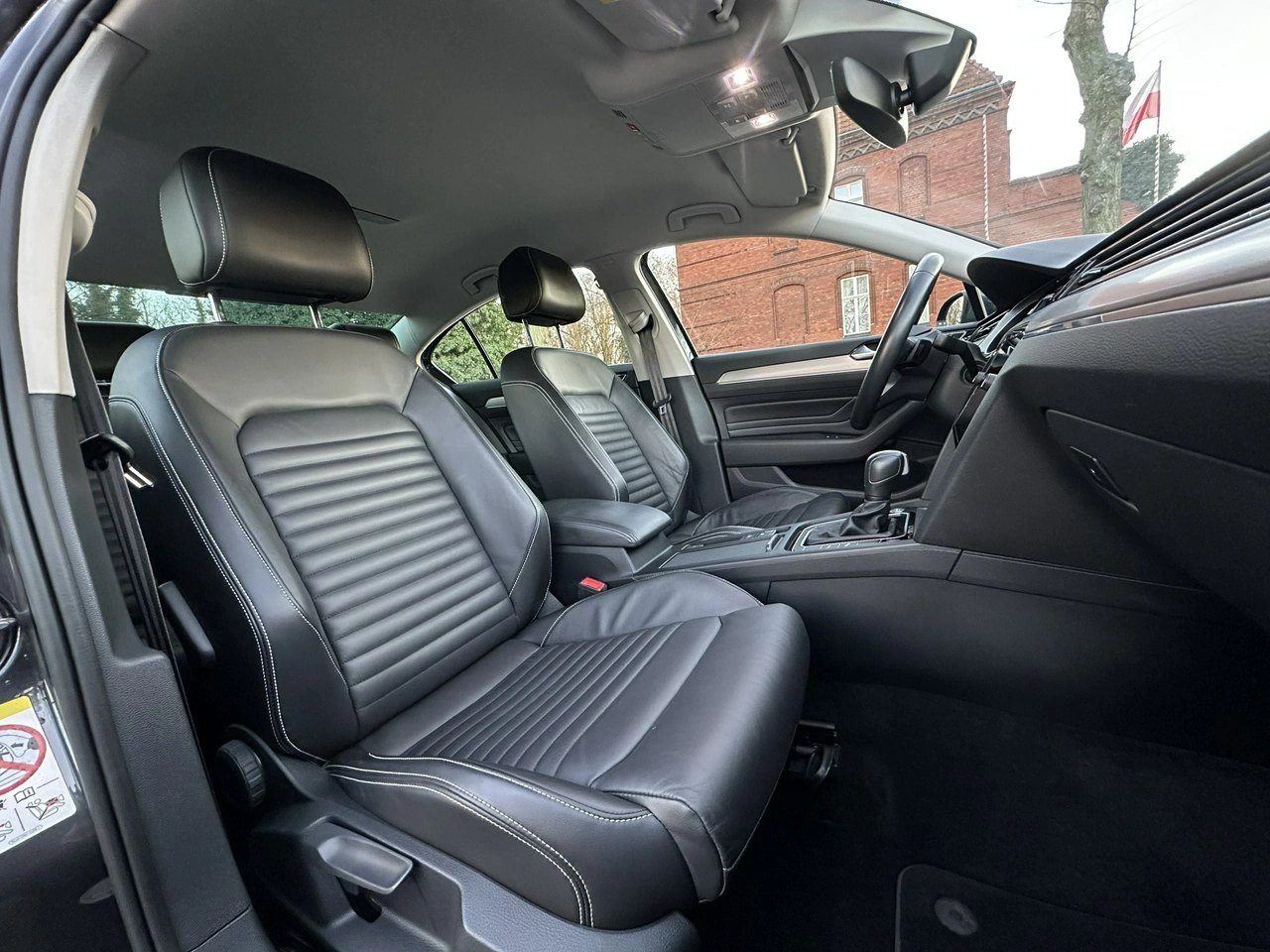 Volkswagen Passat - Zdjęcie 10