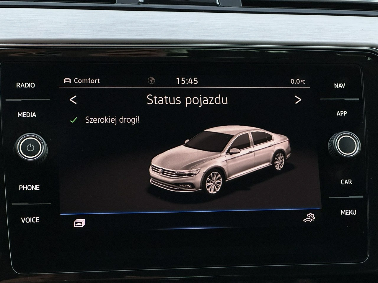 Volkswagen Passat - Zdjęcie 25