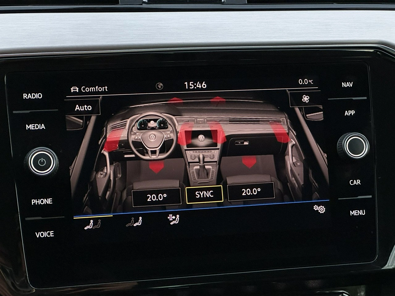 Volkswagen Passat - Zdjęcie 33