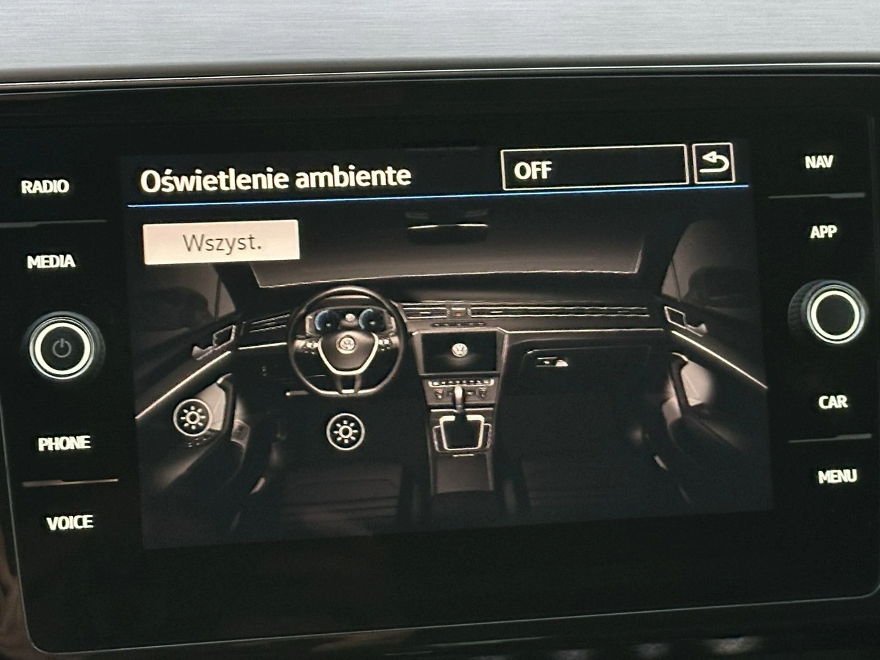 Volkswagen Passat - Zdjęcie 39