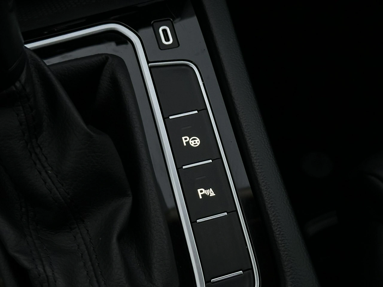 Volkswagen Passat - Zdjęcie 45