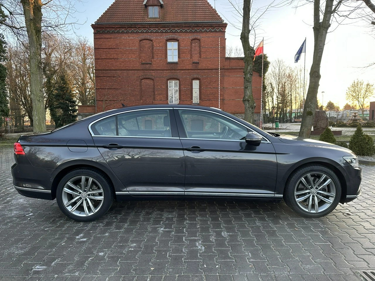 Volkswagen Passat - Zdjęcie 4