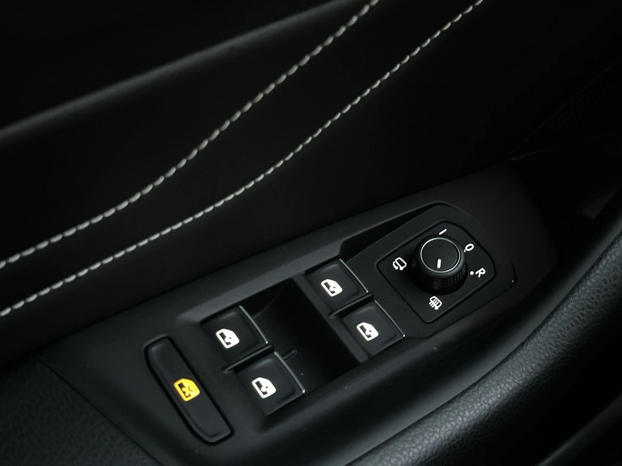 Volkswagen Passat - Zdjęcie 55