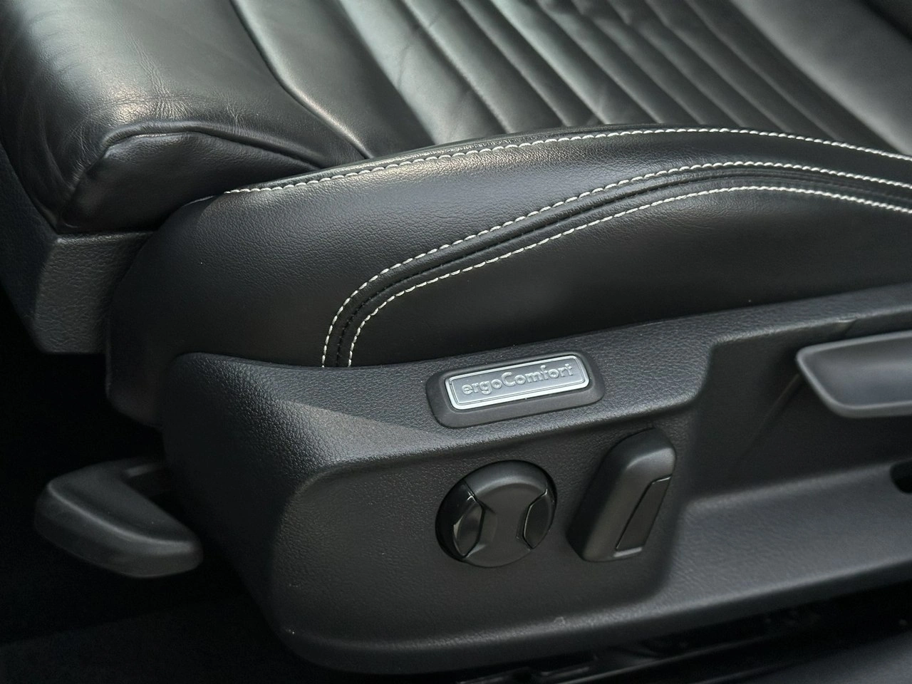 Volkswagen Passat - Zdjęcie 58