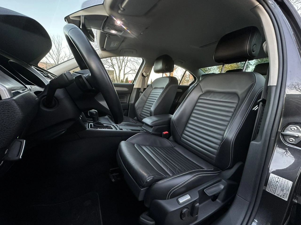 Volkswagen Passat - Zdjęcie 8