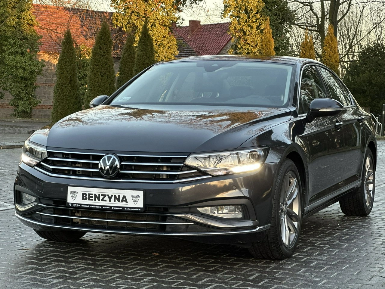 Volkswagen Passat - Główne zdjęcie