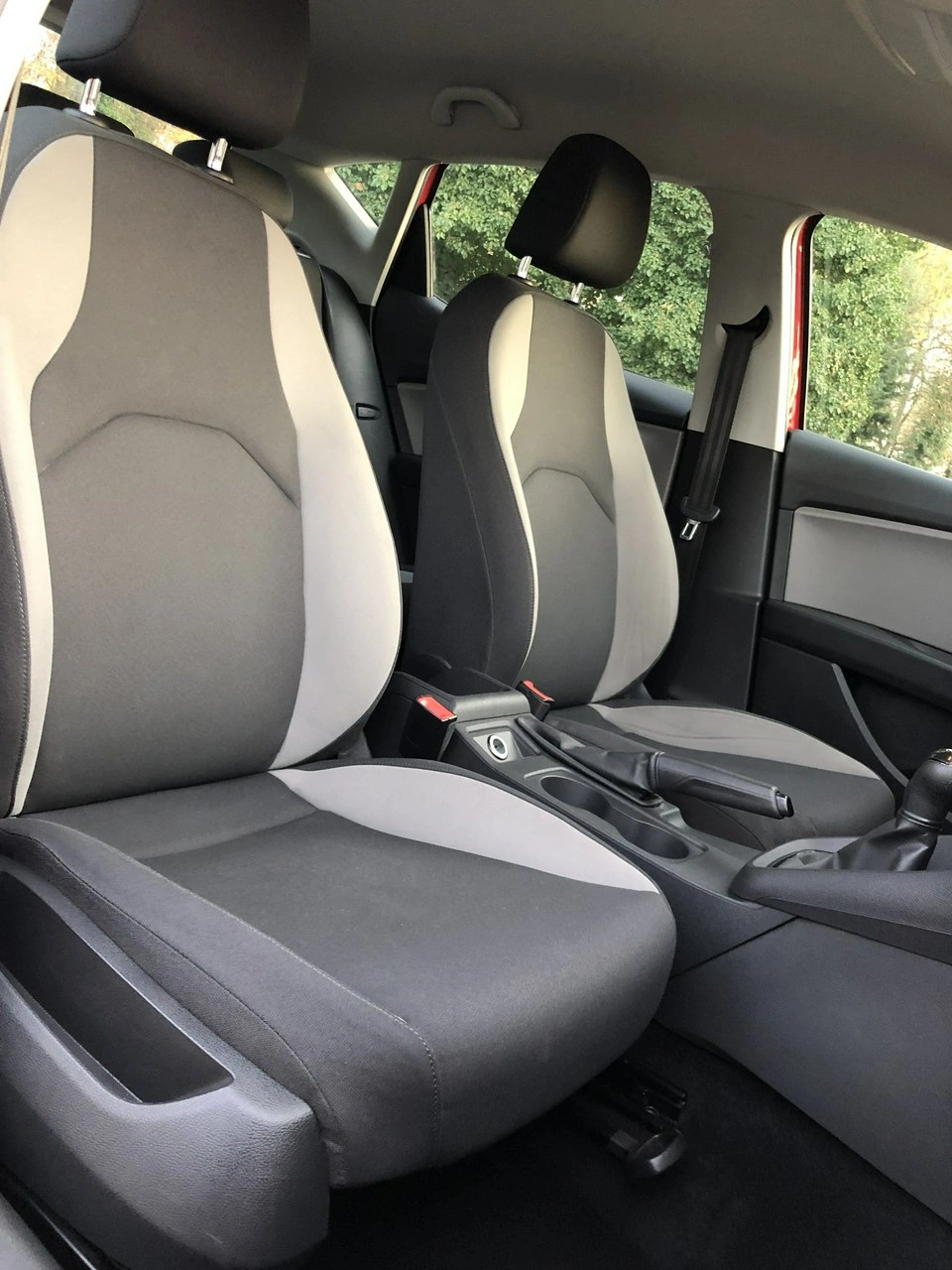 Seat Leon - Zdjęcie 10