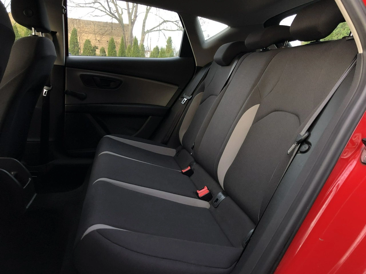 Seat Leon - Zdjęcie 13