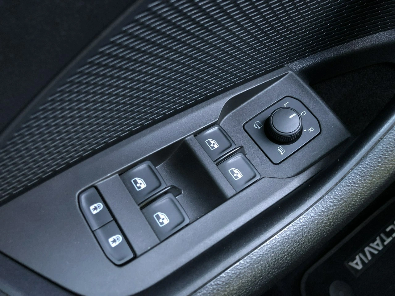 Skoda Octavia - Zdjęcie 33