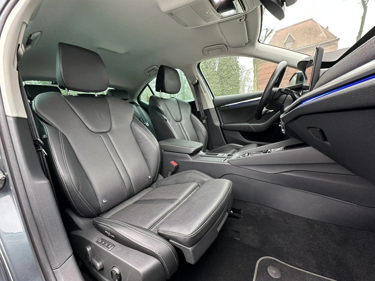 Skoda Octavia - Zdjęcie 8