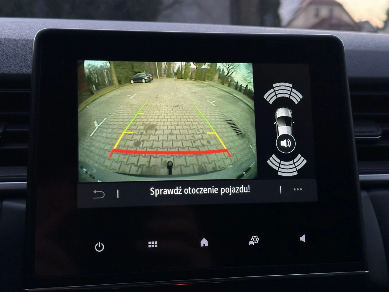 Renault Captur - Zdjęcie 21