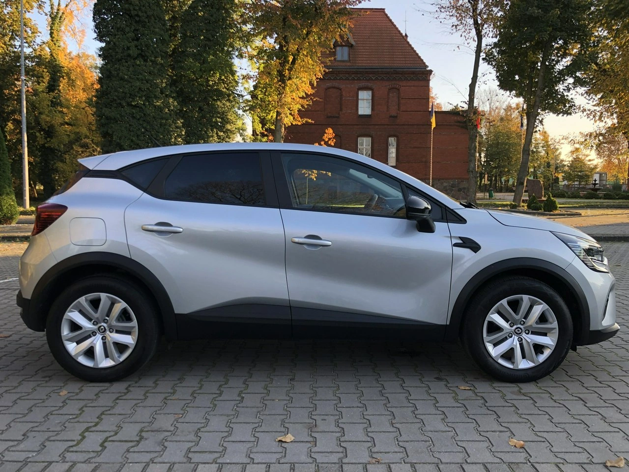 Renault Captur - Zdjęcie 4