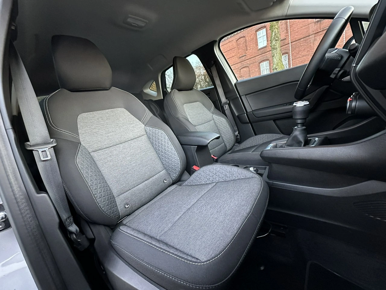 Renault Captur - Zdjęcie 8