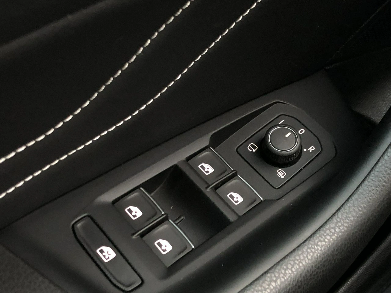 Volkswagen Arteon - Zdjęcie 48