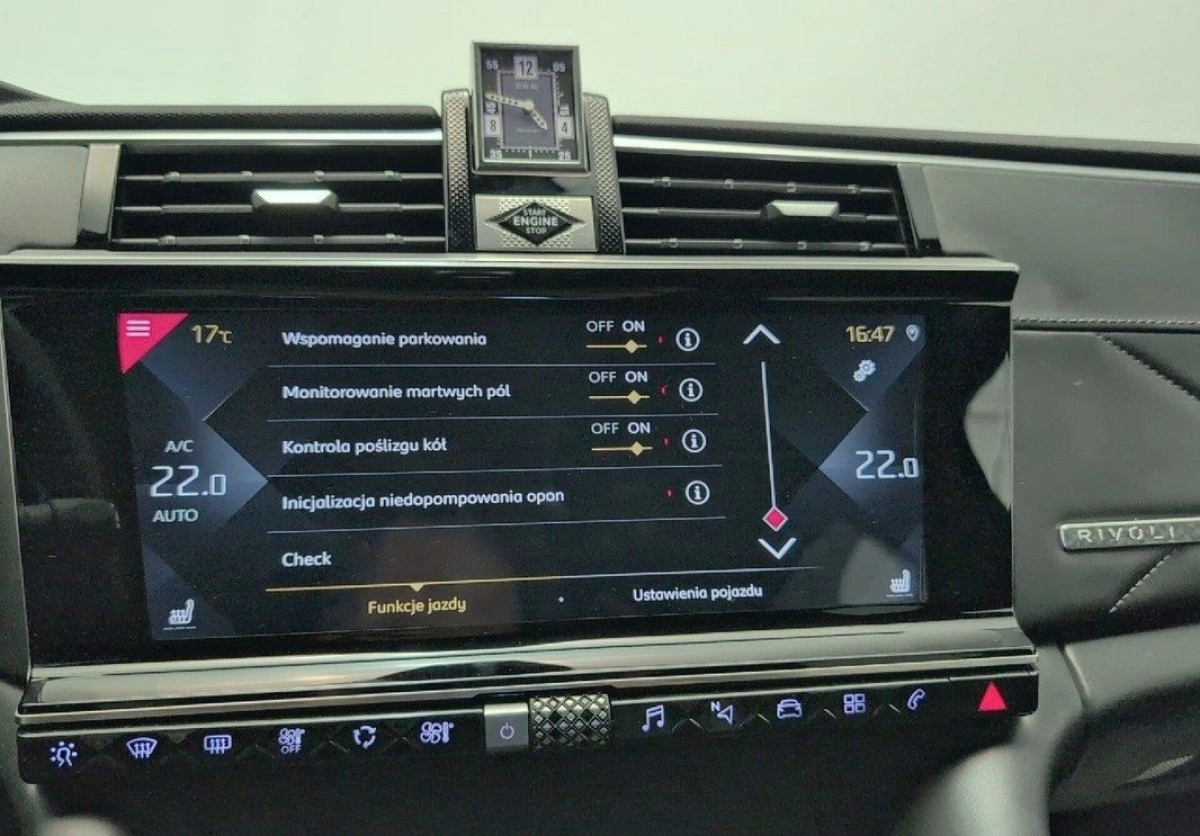 DS Automobiles DS 9 - Zdjęcie 22