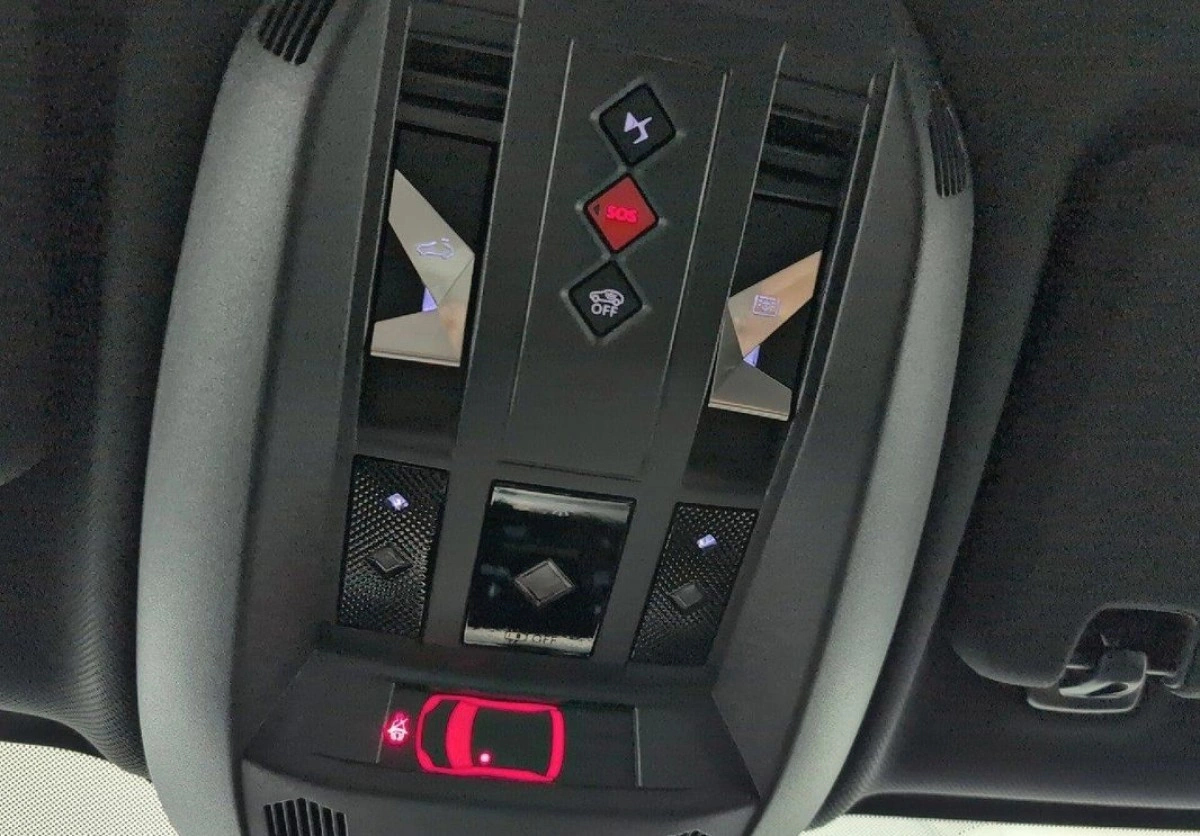 DS Automobiles DS 9 - Zdjęcie 29