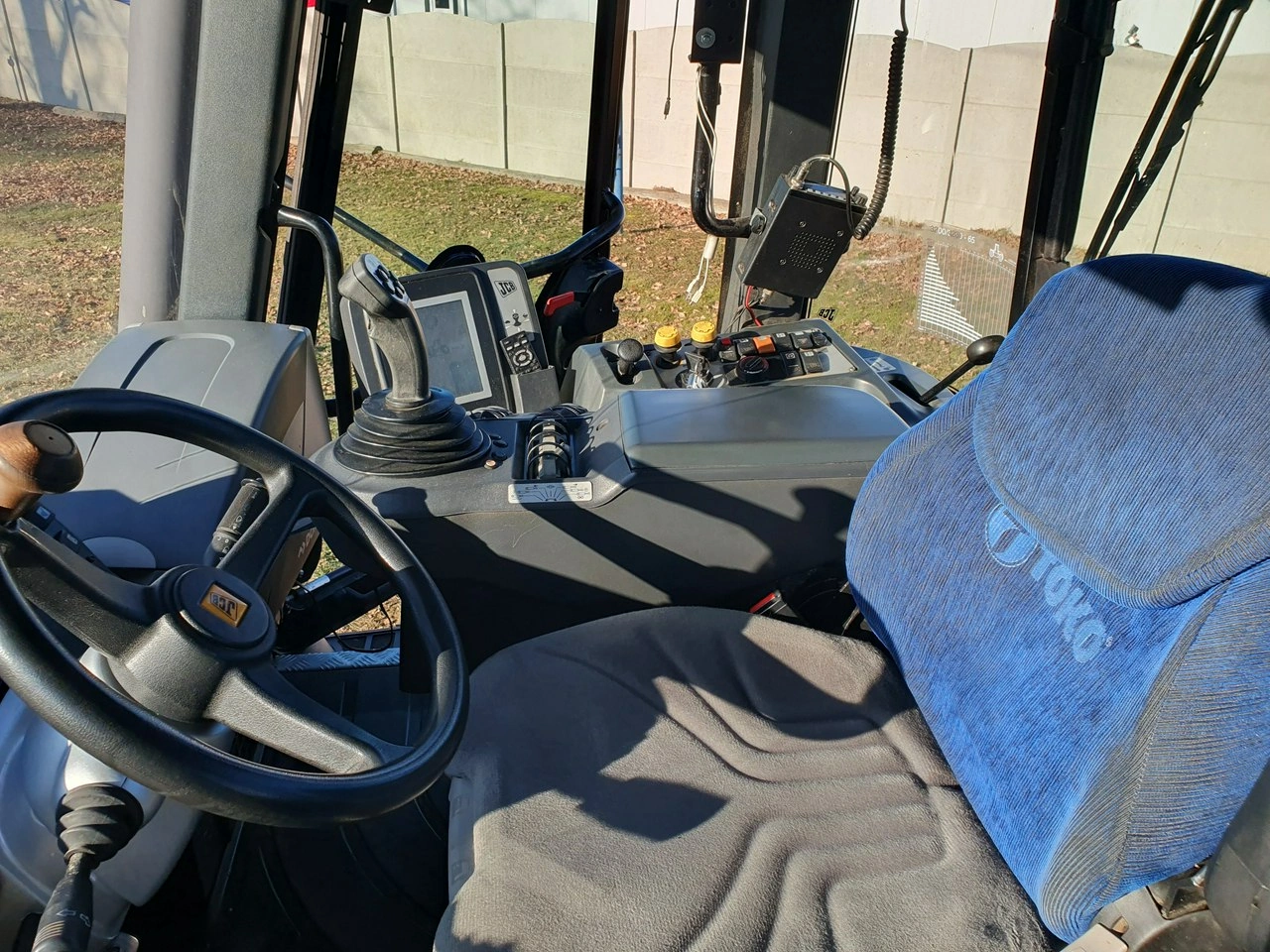 JCB Fastrac 3230 - Zdjęcie 15