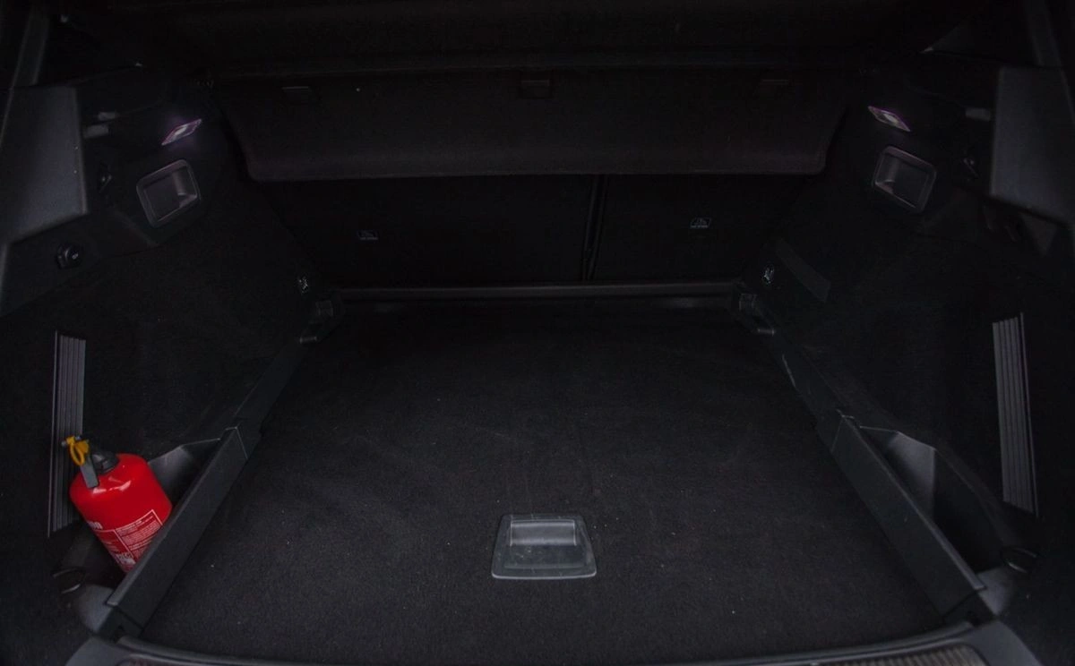 DS Automobiles DS 7 Crossback - Zdjęcie 28